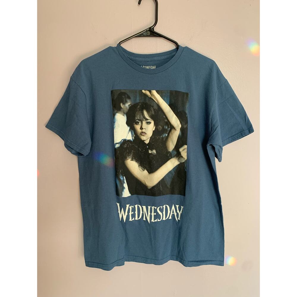 Wednesday Adams T-Shirt Adults Large Adams Family Jen Ortega Netflix Goth Spooky